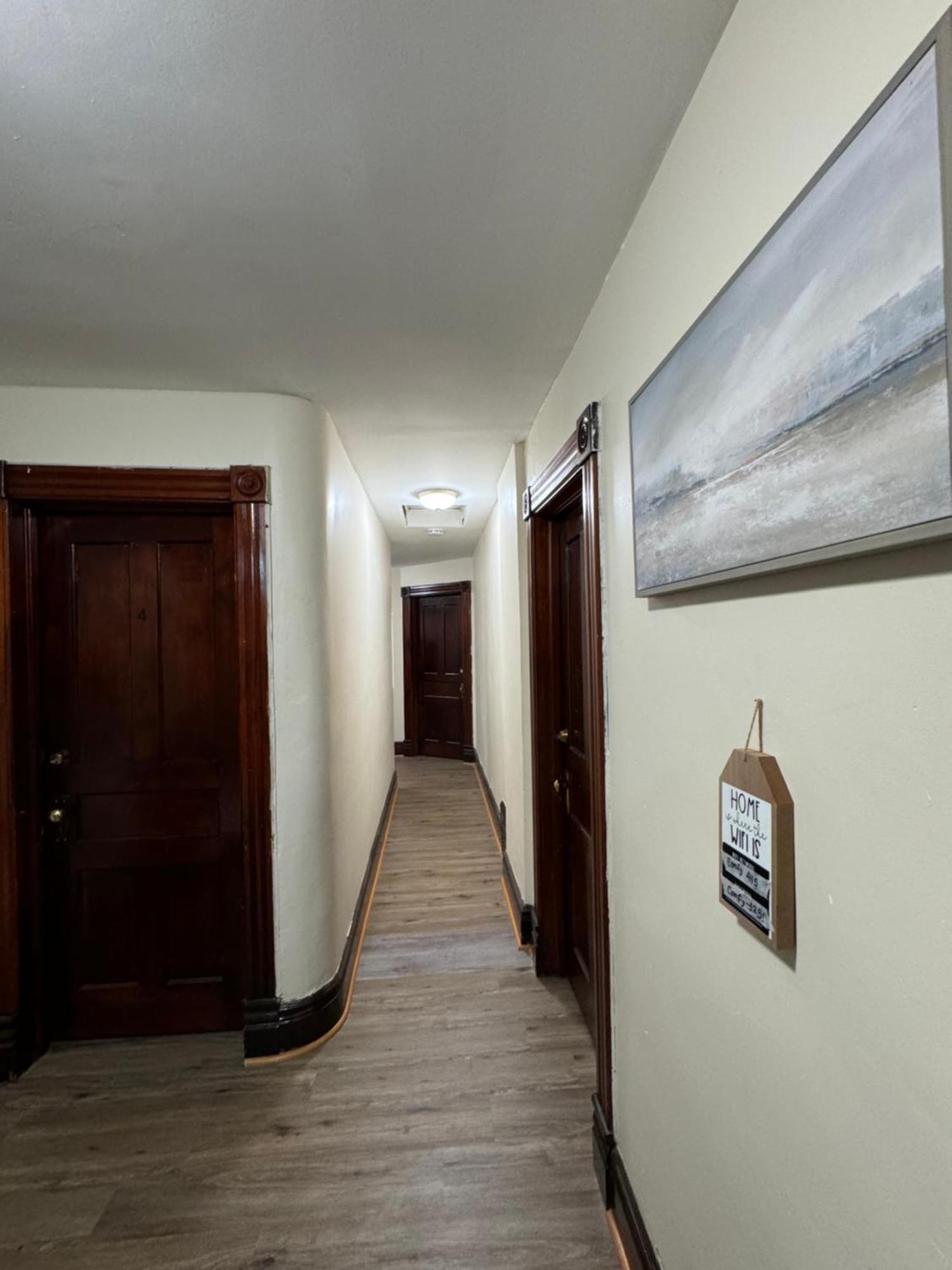Comfy Getaway, 5 Bed, Sleeps 9, Walk To Falls! Niagara Şelalesi Dış mekan fotoğraf