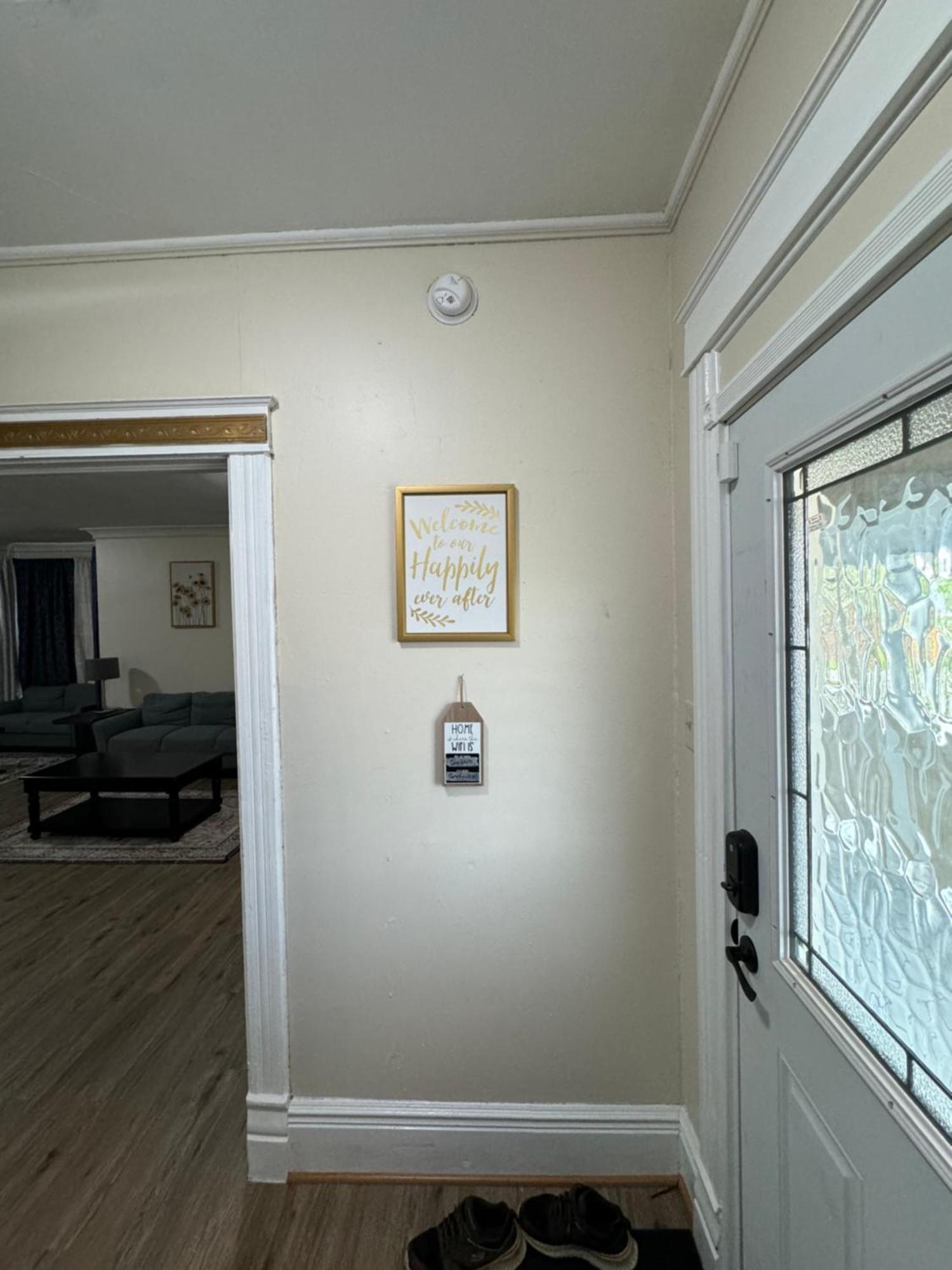 Comfy Getaway, 5 Bed, Sleeps 9, Walk To Falls! Niagara Şelalesi Dış mekan fotoğraf